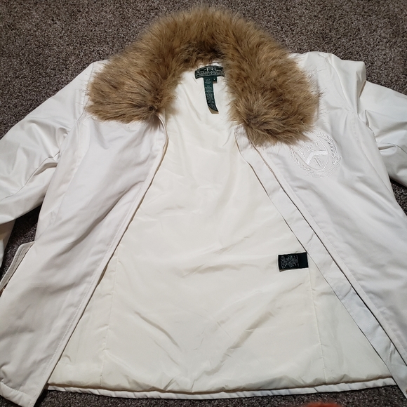 Lauren Ralph Lauren Active Puffer Coat Ivory with Faux Fur Collar Size Medium - Picture 11 of 16